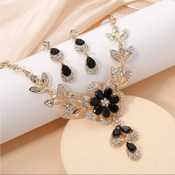 Jewelry - Gold Filled Black Floral CZ Necklace Set